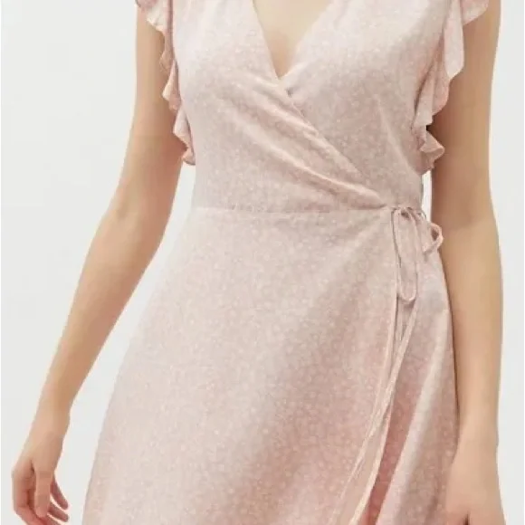 Urban Outfitters Floral Wrap Mini Dress Pink White Sz small Flutter Sleeve - Picture 4 of 4